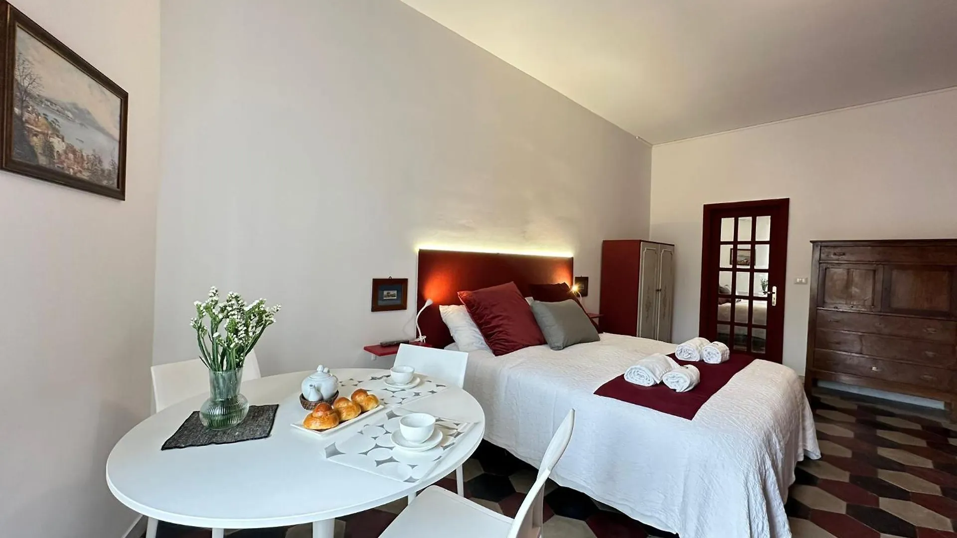 Habitatio Mercatorum Guesthouse - Ls Accommodations Naples Italy